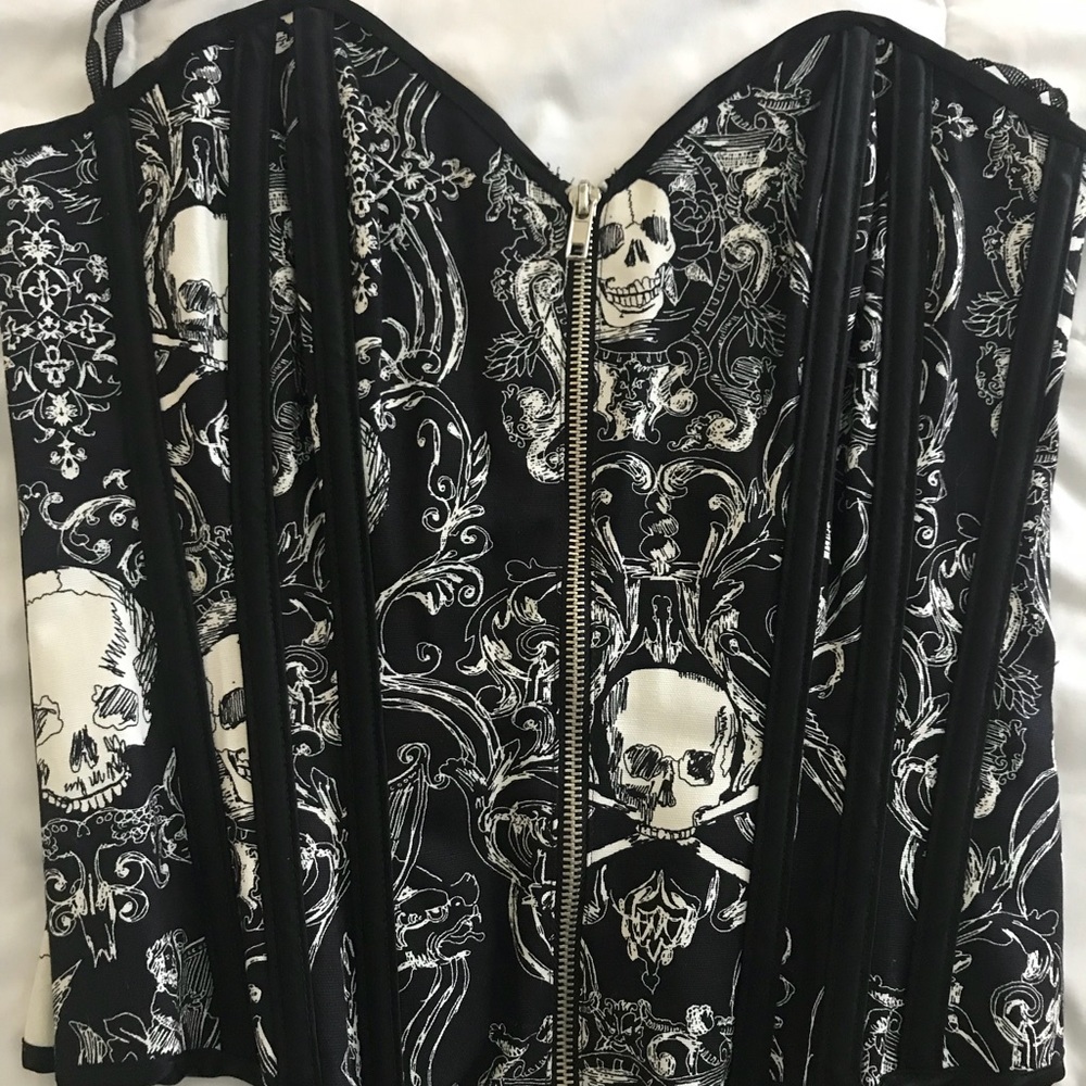 Skull corset